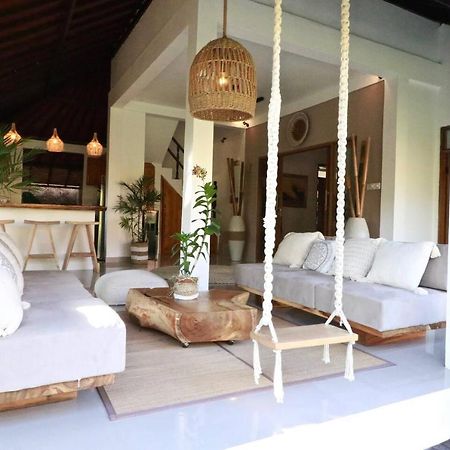 Villa Santai, Huge Garden Seminyak Square エクステリア 写真