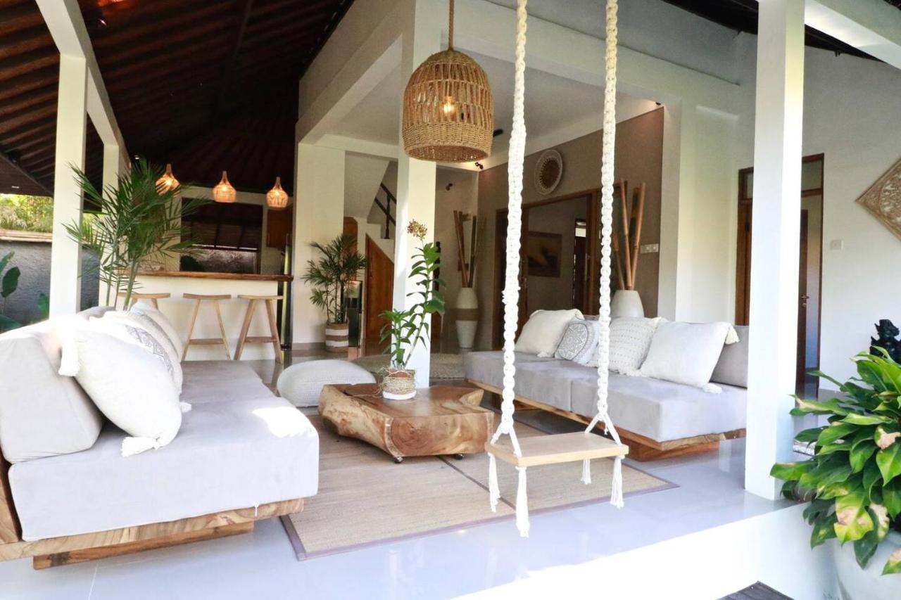 Villa Santai, Huge Garden Seminyak Square エクステリア 写真