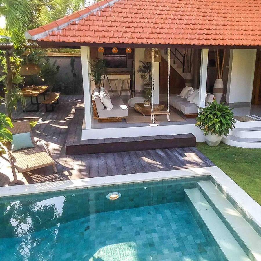 Villa Santai, Huge Garden Seminyak Square エクステリア 写真